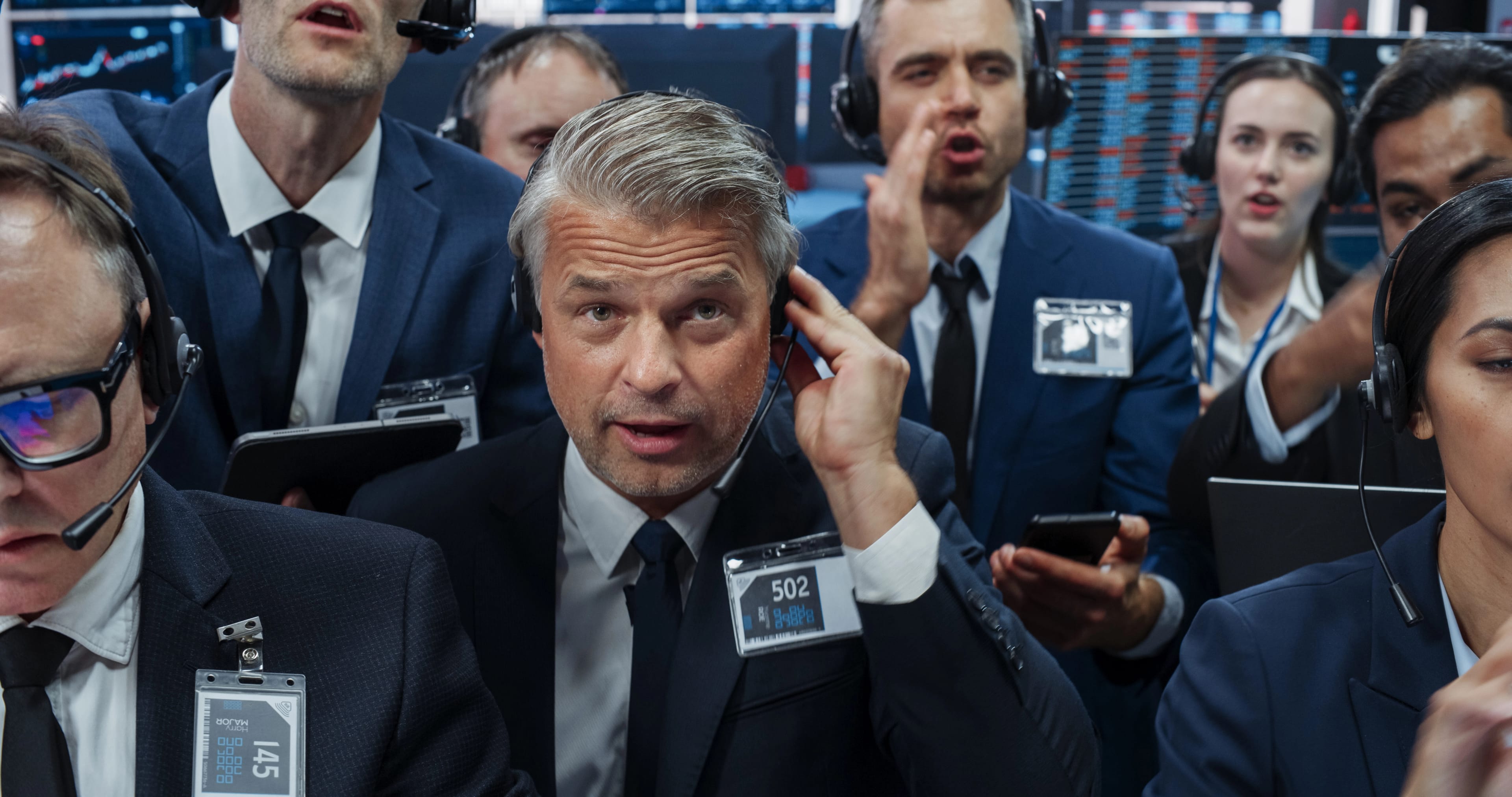 Investors hope worst is over after Bitcoin rebounds 8% and S&P 500 ticks upward