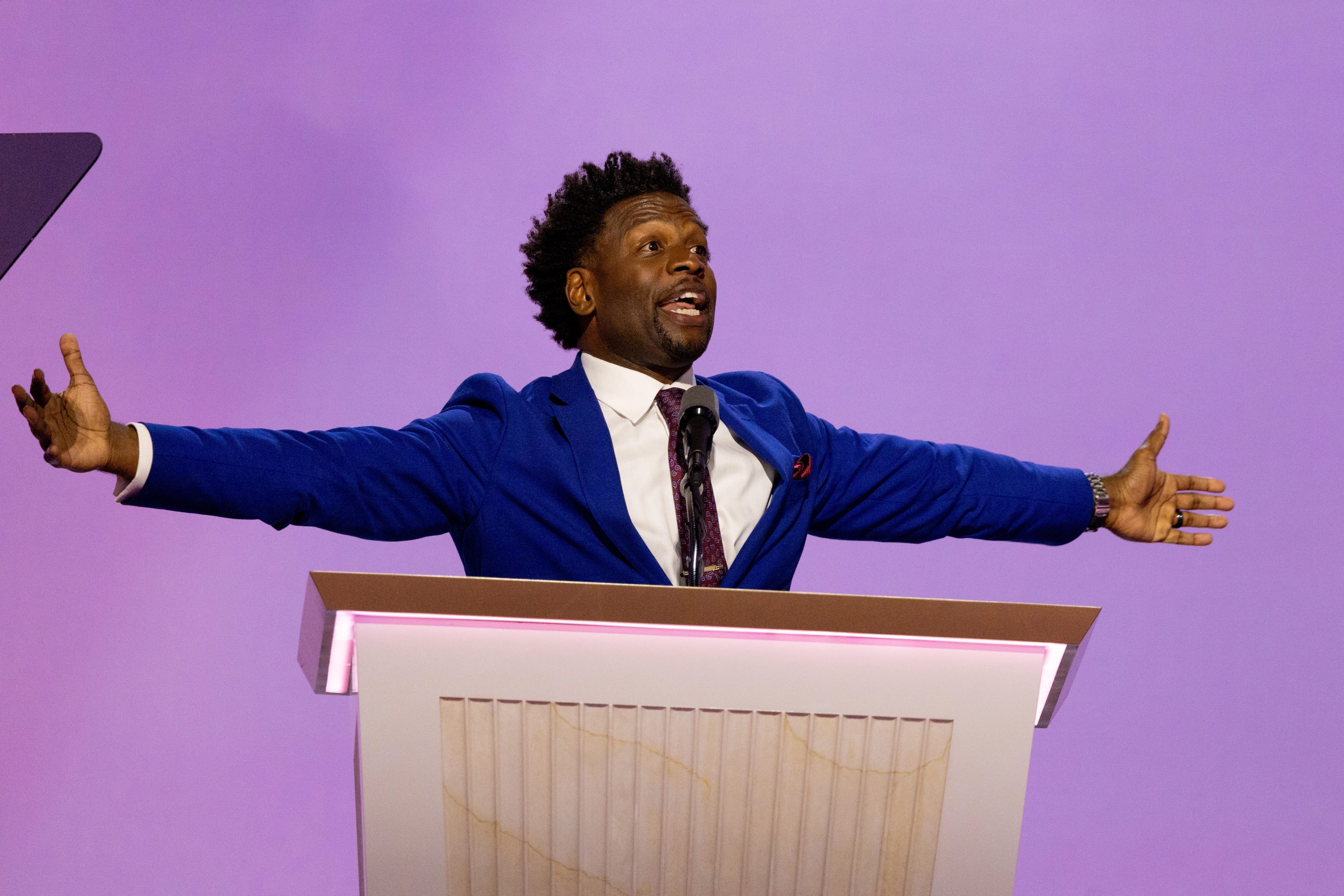 Milwaukee,,Wisconsin,-,July,18,,2024:,Pastor,Lorenzo,Sewell,At