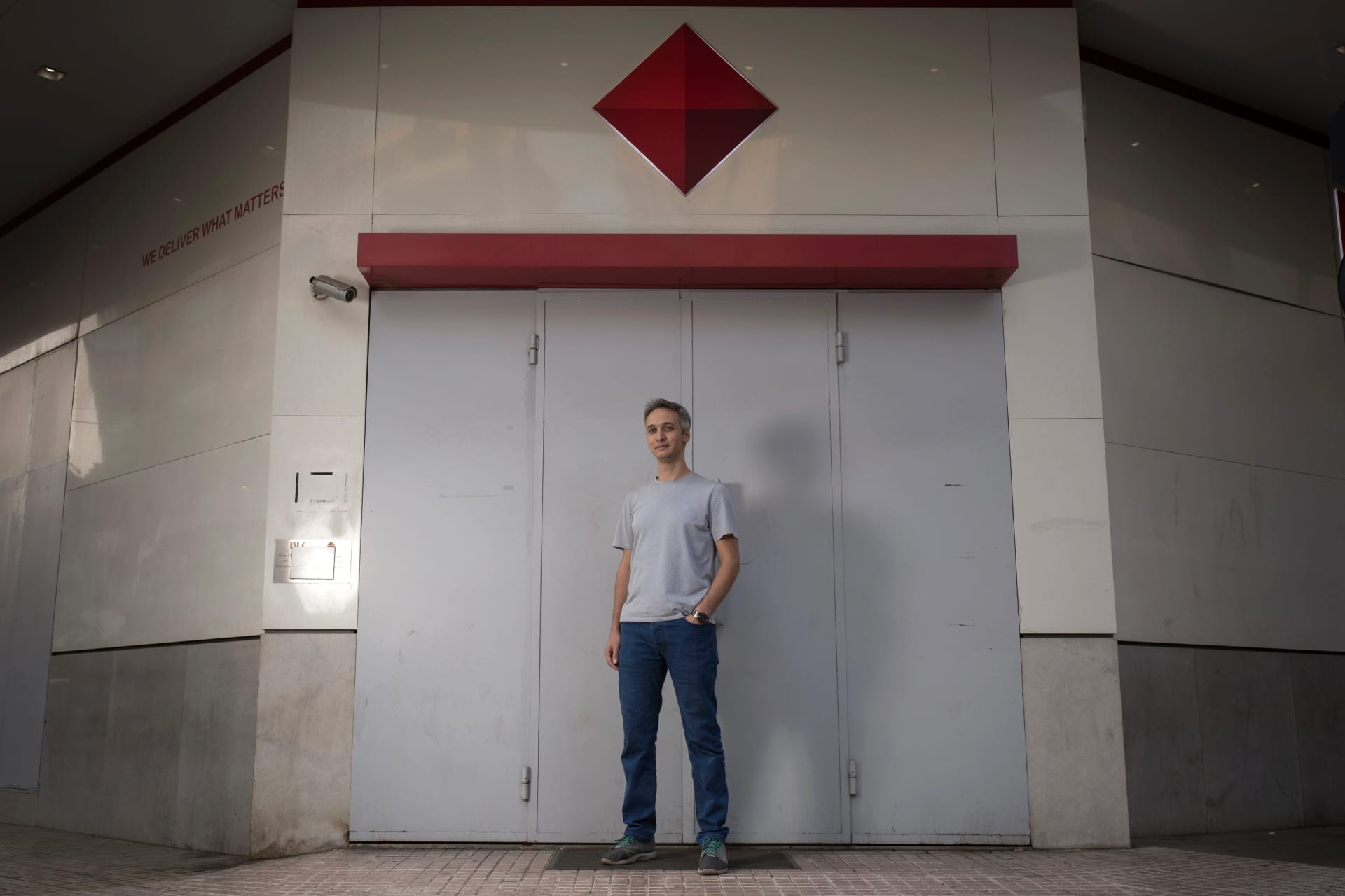 Landscapes of Lebanon and its financial activity.