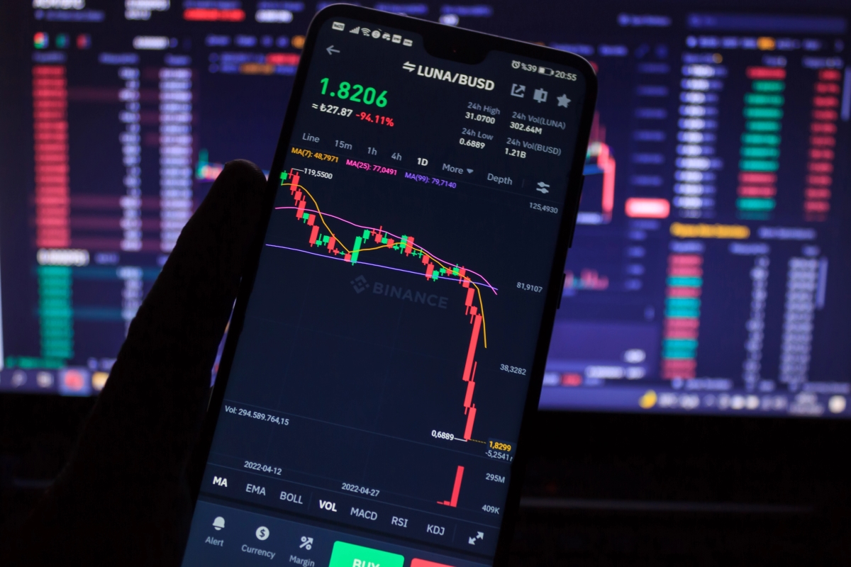 Binance offers compensation after $19bn crypto crash that crippled centralised exchanges, boosted DeFi