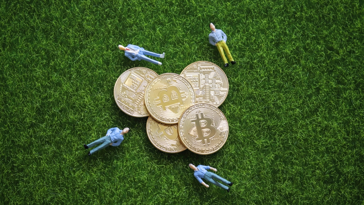 Bitcoin volumes reach a 2021 high in sign sophisticated investors are piling in